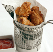 NUGGETS CON SALSA BARBACOA