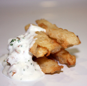 SALSIFIS EN TEMPURA CON CREMA AGRIA
