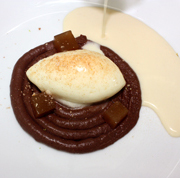 SOPA DE TURRÓN CON SORBETE DE PERA Y CHOCOLATE